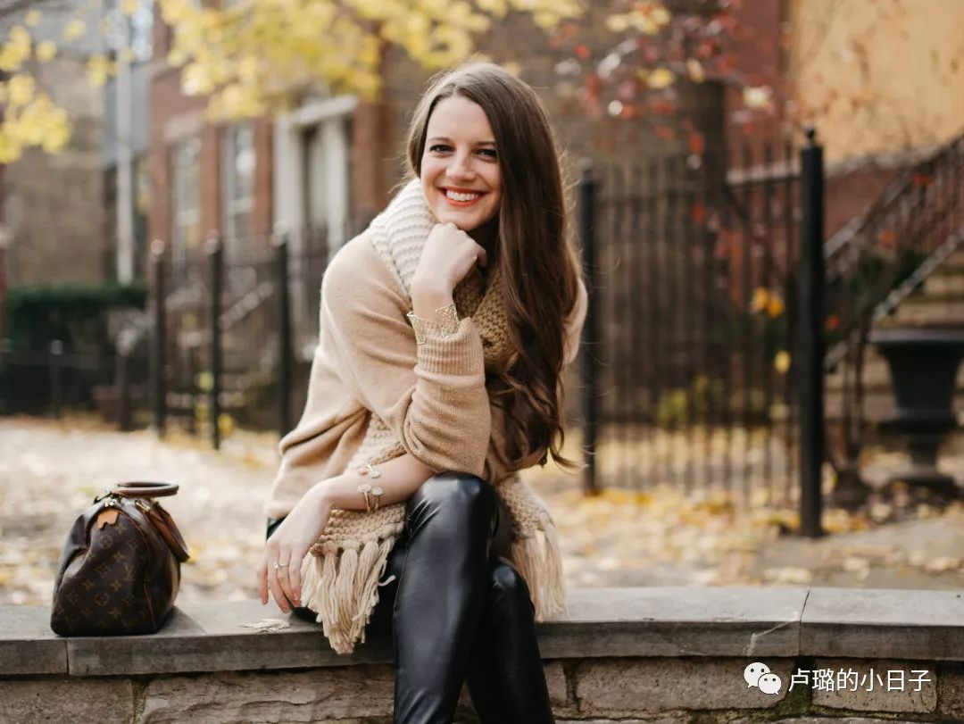 又轻又实用的名牌包,中国名牌包排行榜前十名及价位