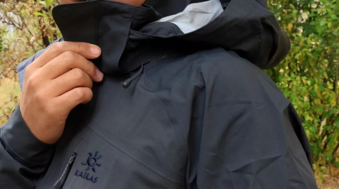 性价比最高的户外冲锋衣,户外防风薄款冲锋衣凯乐石