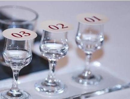 值得收藏的十大名酒,中国的老八大名酒的现状