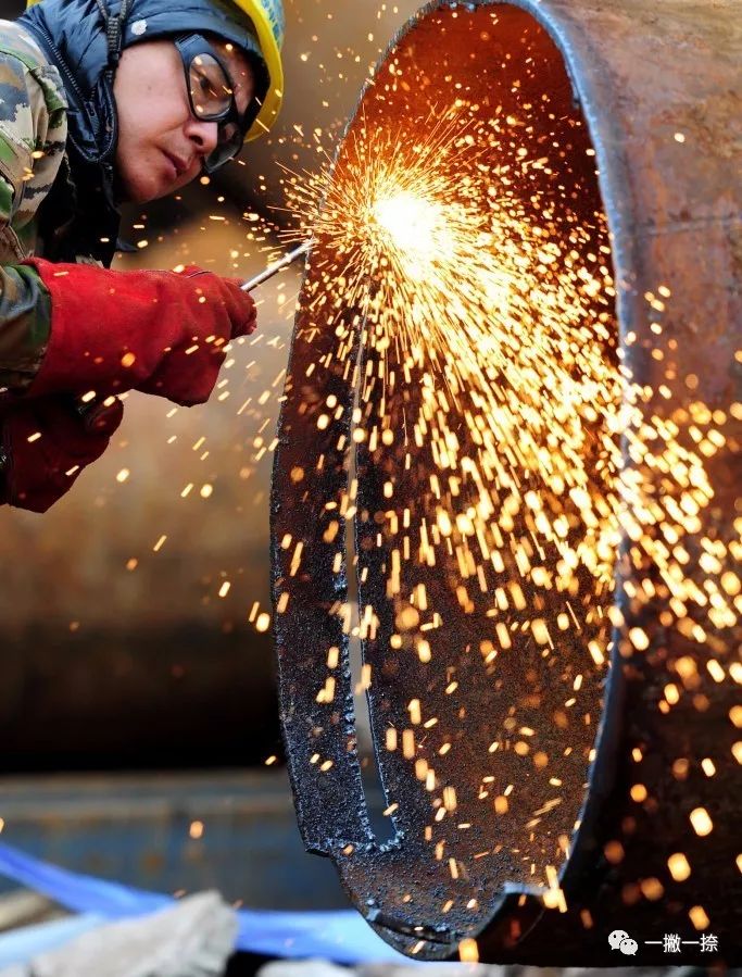 人民日报40年老照片全部,人民日报高质量短片