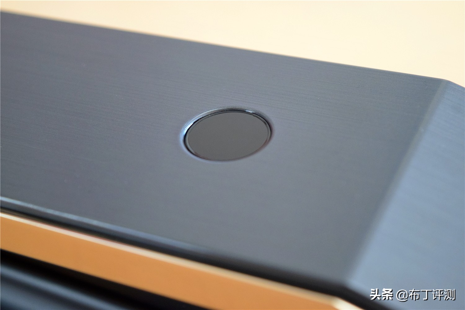 t11face智能门锁如何室内开门,开锁智能门锁