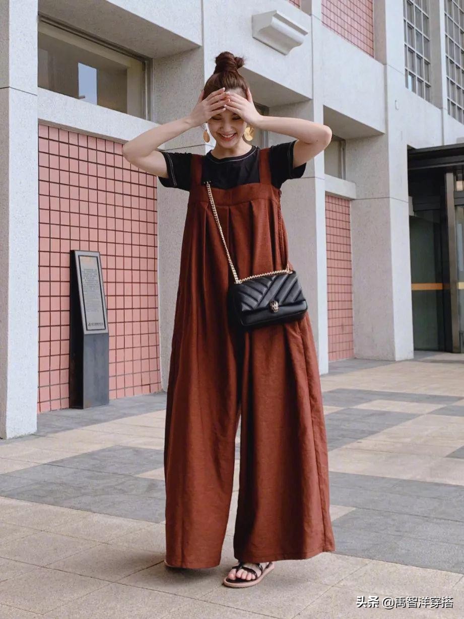 阔腿裤已经out了现在流行初恋裤,还在穿阔腿裤现在流行的是初恋裤