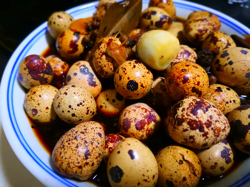 煮鹌鹑蛋放什么调料好吃,煮鹌鹑蛋如何不腥