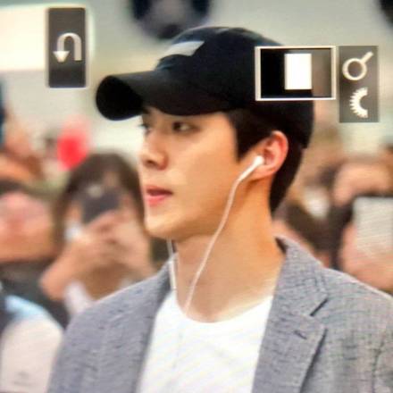 吴世勋台湾机场,吴世勋素颜被拍