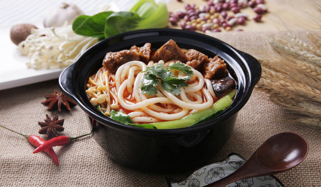 超辣超大份的炒土豆粉,无敌好吃土豆粉