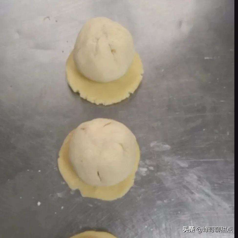 丹麦脆皮菠萝包,丹麦菠萝包半成品烘烤