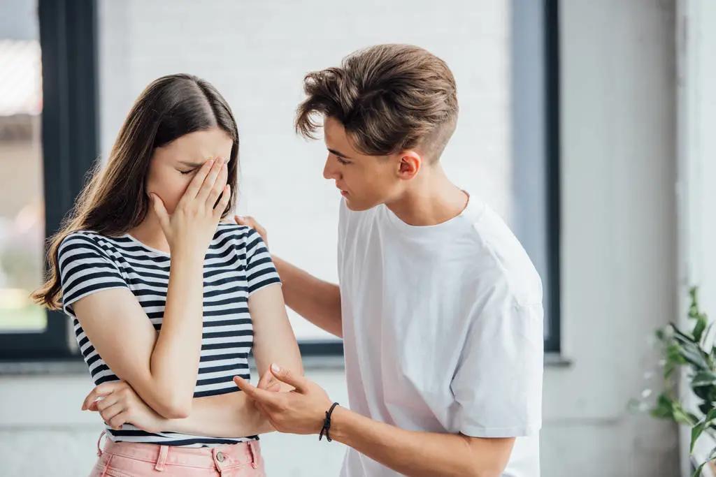 已婚男女和异性相处时有纯友谊么,男女之间的纯友谊就是互相看不上