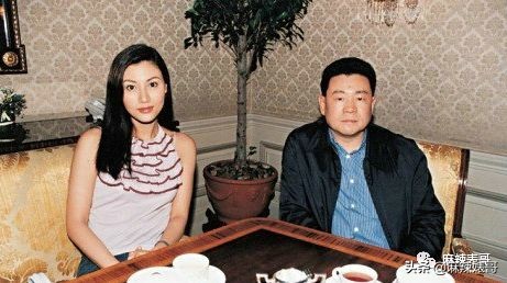 每月200万不够花,每月挣2000元不够花