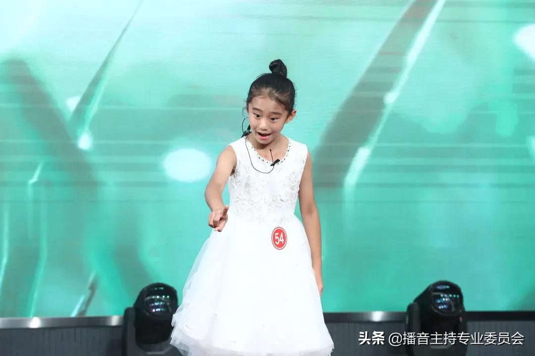 怎么学好普通话的翘舌音,普通话翘舌音的正确读法