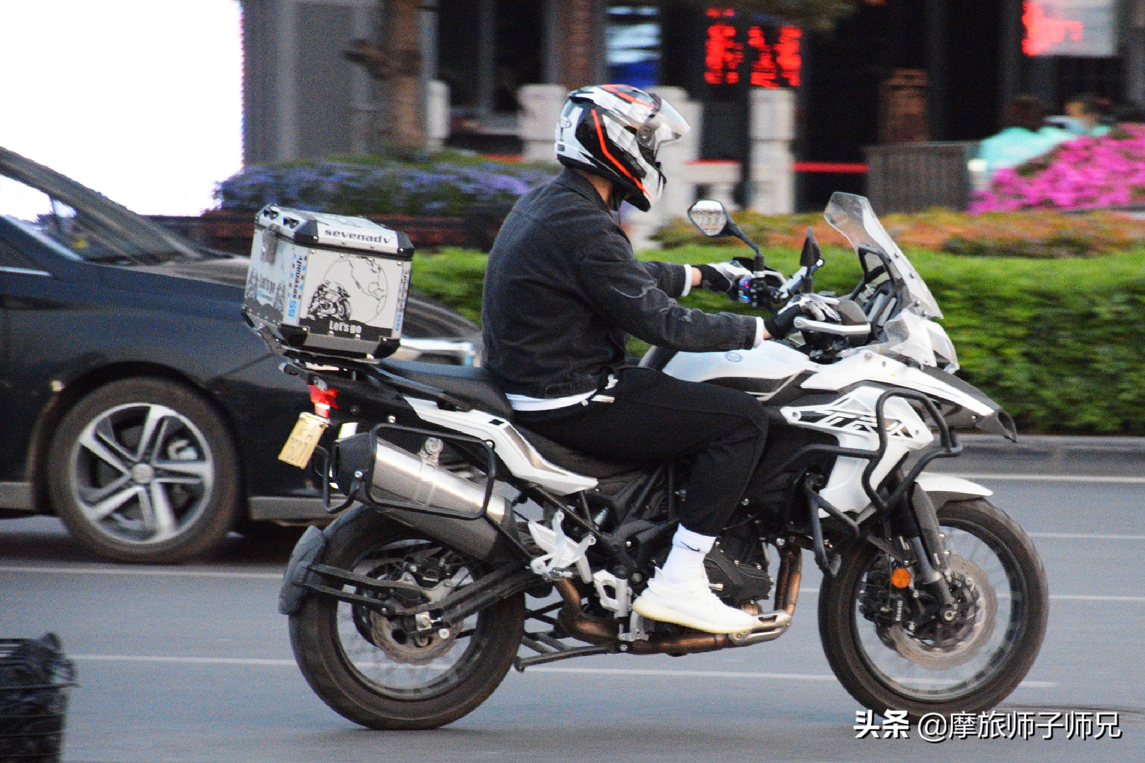 摩旅穷游到底选什么摩托车好,摩旅自驾游选什么摩托车