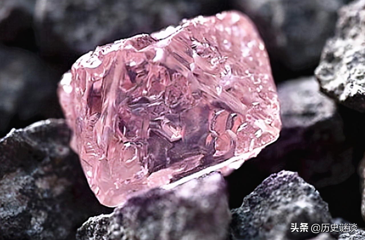 非洲人不解:为何我们的钻石又大又便宜,外来游客怎么都不买?