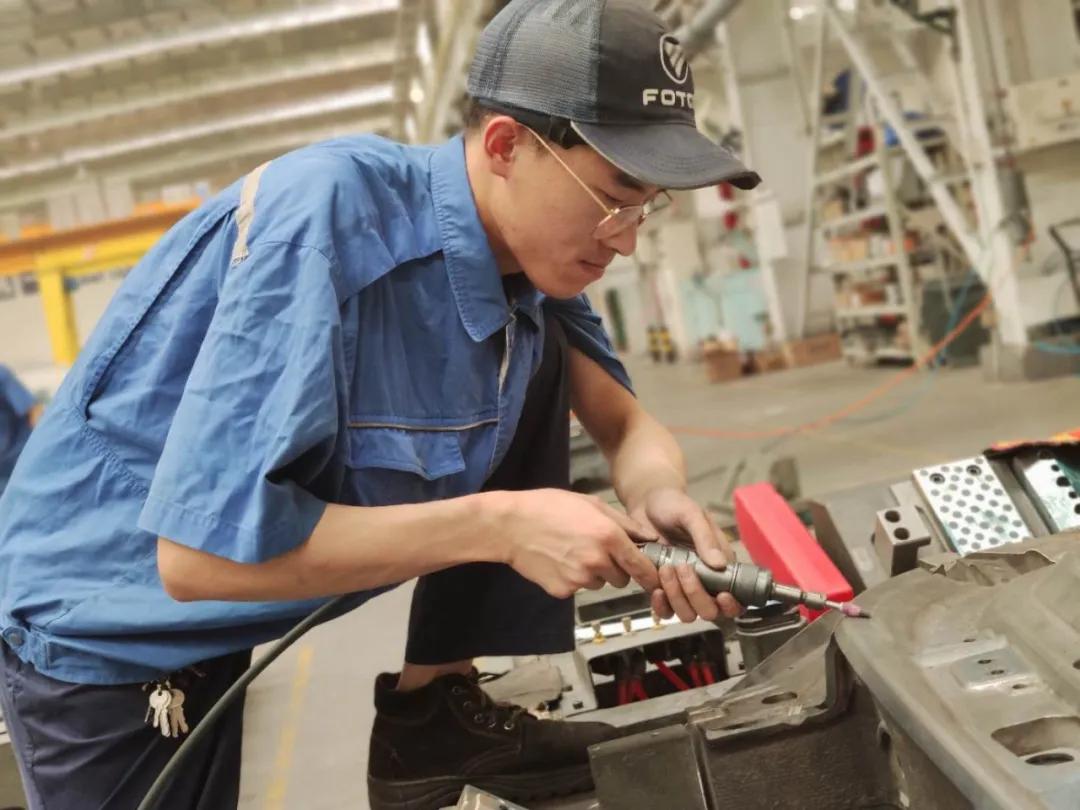 冲压模具牛人,冲压模具人