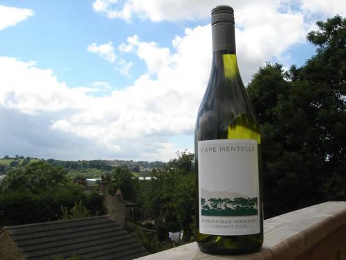 轩尼诗是lvmh集团旗下品牌吗,轩尼诗是lvmh旗下的吗