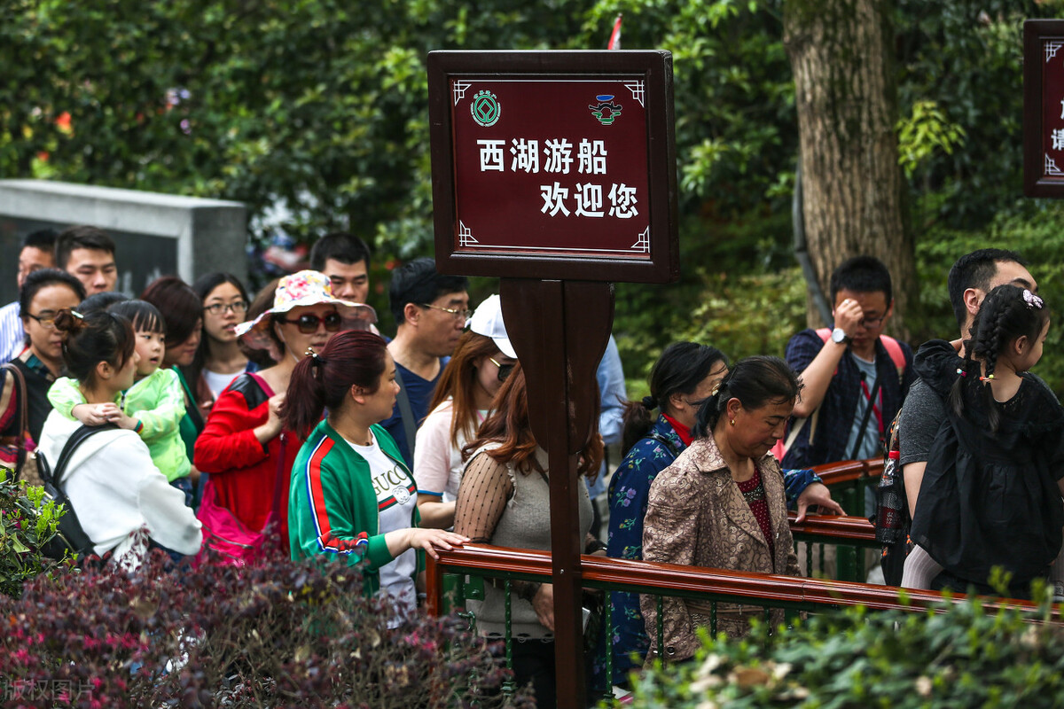 vr全景与全景拼图的区别,同创蓝天vr全景靠谱吗