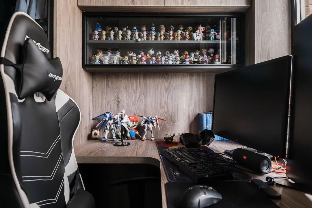 趣味极简，宅漫二次元最爱的游戏之家|赫设计