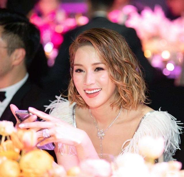 “好命”的徐子淇:24岁嫁千亿豪门,33岁生4胎,公公送一亿彩礼