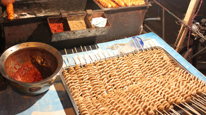 西安打卡回民街,来西安第一件事打卡回民街