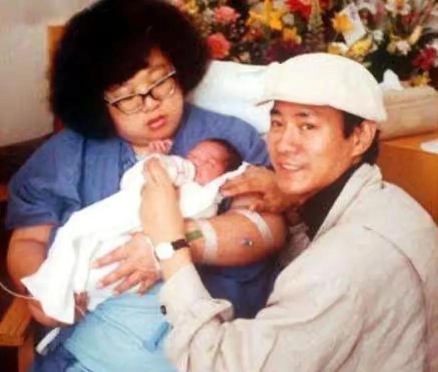 郑少秋与沈殿霞离婚的真正原因,官晶华郑少秋现在情况