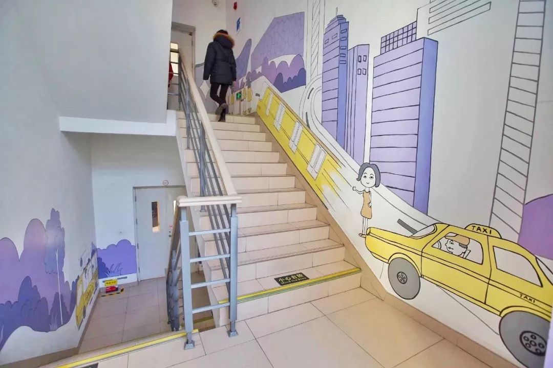 灏忕背蹇墜鎬婚儴,灏忕背鍐呴儴澶фゼ