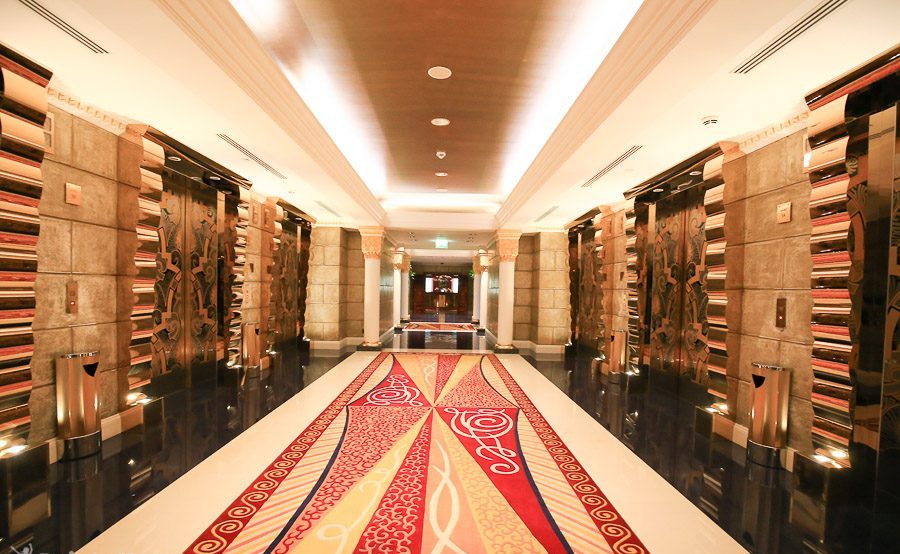 迪拜帆船酒店一晚普通房,迪拜帆船七星级酒店大套房