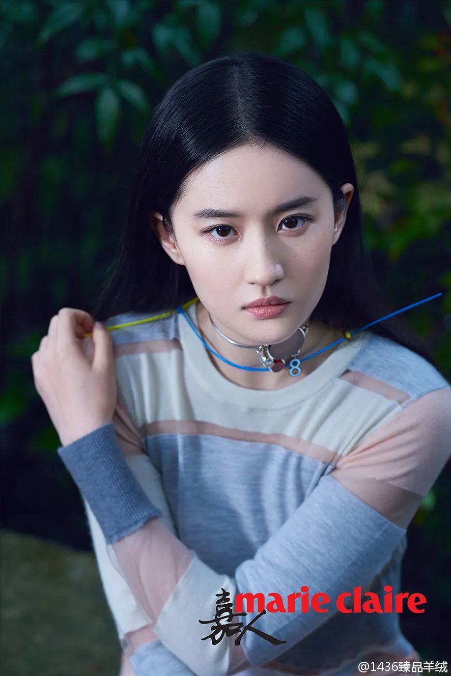 “穿着1万6的羊绒衫上班,老板夸我像章泽天”