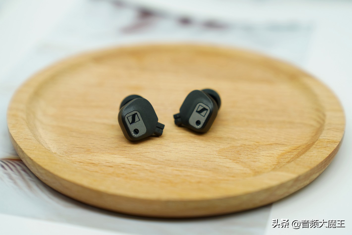 森海塞尔ie80sbt颈挂式耳机,森海塞尔ie80sbt耳机评测