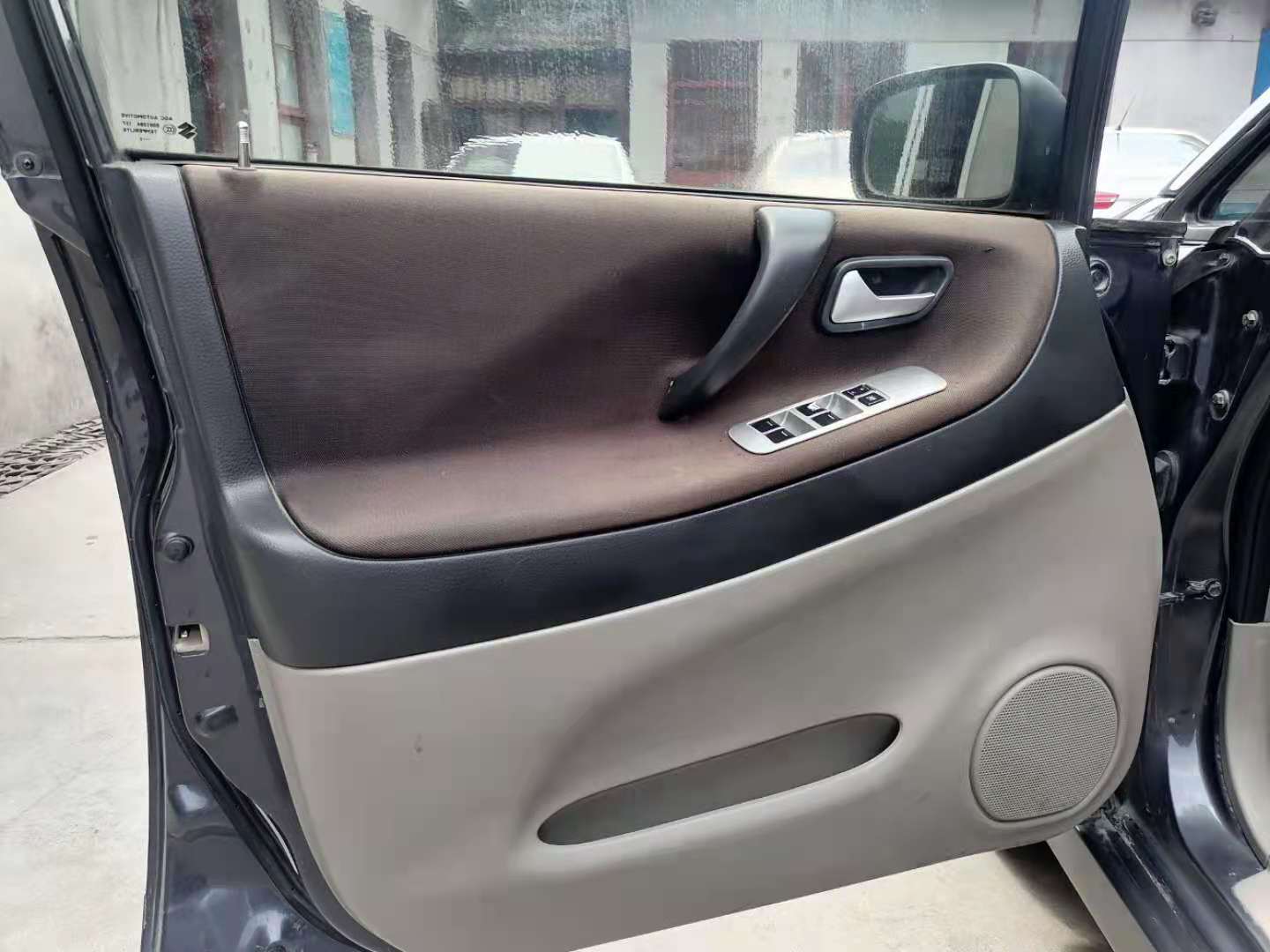 胖哥1万买车,胖哥两百万收奥迪rs6