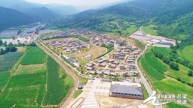 木耳产业喜丰收促农增收添活力,郊纳黑木耳产业助力脱贫攻坚