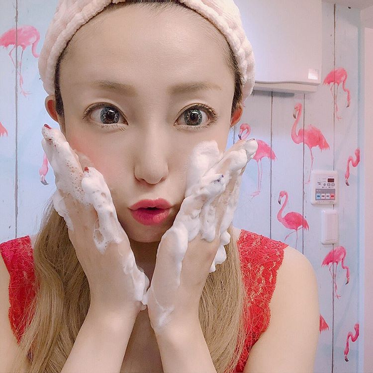 啥洁面皂清洁面部最好,夏天用的洗面奶清爽控油