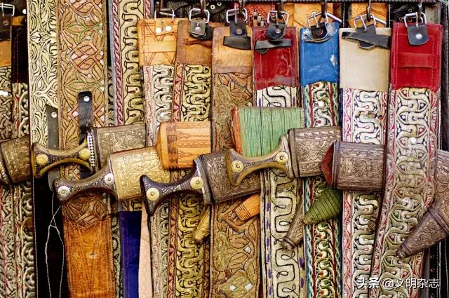 飘逸的古典服装,阿拉伯长袍的服饰特点