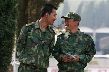 士兵突击张译史今结局,班长史今退伍许三多哭成泪人张译