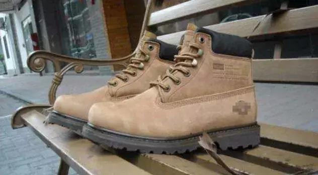 黄晓明回应“增高鞋垫”风波，高脚背的人，到底该如何选鞋？