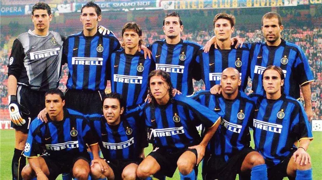 足球新赛季球衣宣传片,足球球衣广告