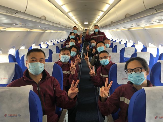 张文宏谈冬天反复生病原因,华山医院感染科张文宏近况