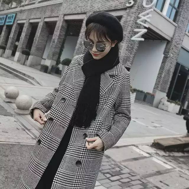 不是我吹，今年毛呢外套确实比貂绒好看，尤其适合小个子女生穿