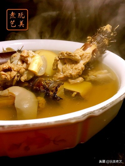 一锅羊肉,十里飘音,细腻清纯,肉质自然鲜美,蔗香毫无腥膻