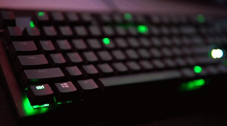 雷蛇黑寡妇蜘蛛v3绿轴rgb机械键盘,雷蛇黑寡妇蜘蛛v3粉晶绿轴键盘