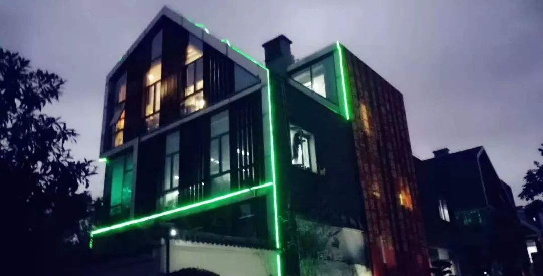 开宠物食品店创业,70后老板开店