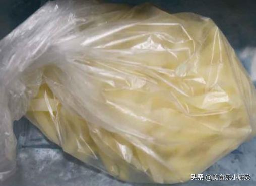 半成品薯条怎么炸才酥脆不回软,为什么在家炸的薯条很油