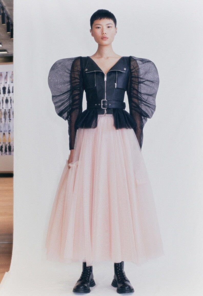 欧根纱是一种什么面料,欧根纱属于什么材料