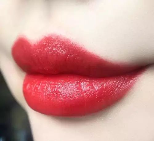 没有卸妆水如何卸口红,没有卸妆水口红怎么卸掉