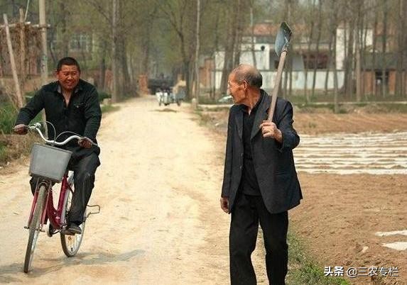 在农村农民的出路到底在哪里呢,农民在农村的出路是什么