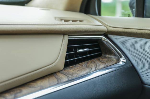 凯迪拉克xt548v轻混和纯油测试,凯迪拉克xt5试乘试驾的过程