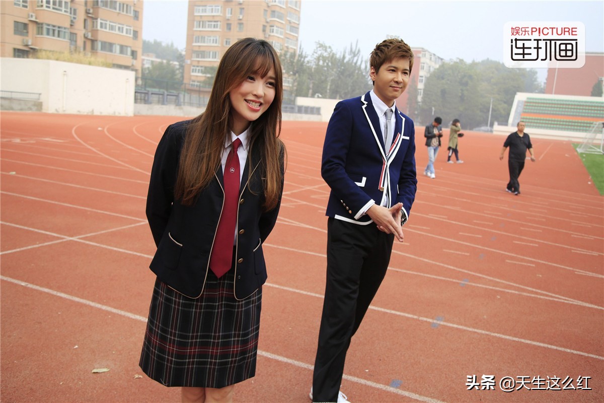 白冰金莎张萌乘风破浪白色礼服,神话三美张萌现状