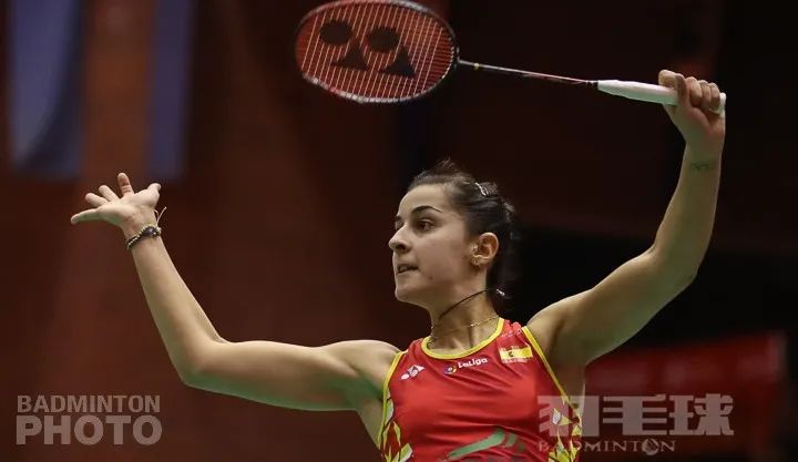 国羽队医,国羽握拍