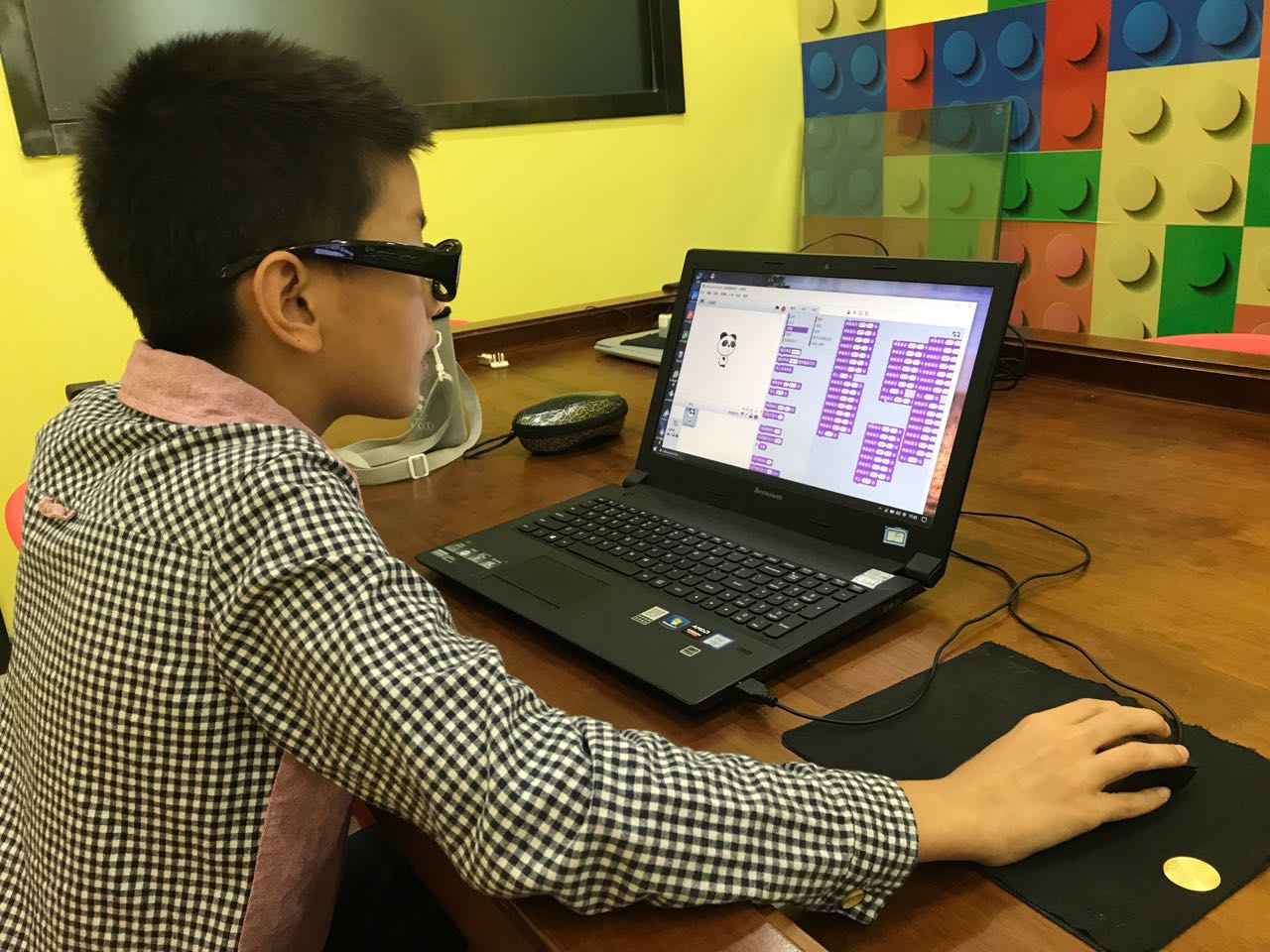 语数外三科成绩谁更重要？差生靠语文，学霸都靠数学“撑腰”