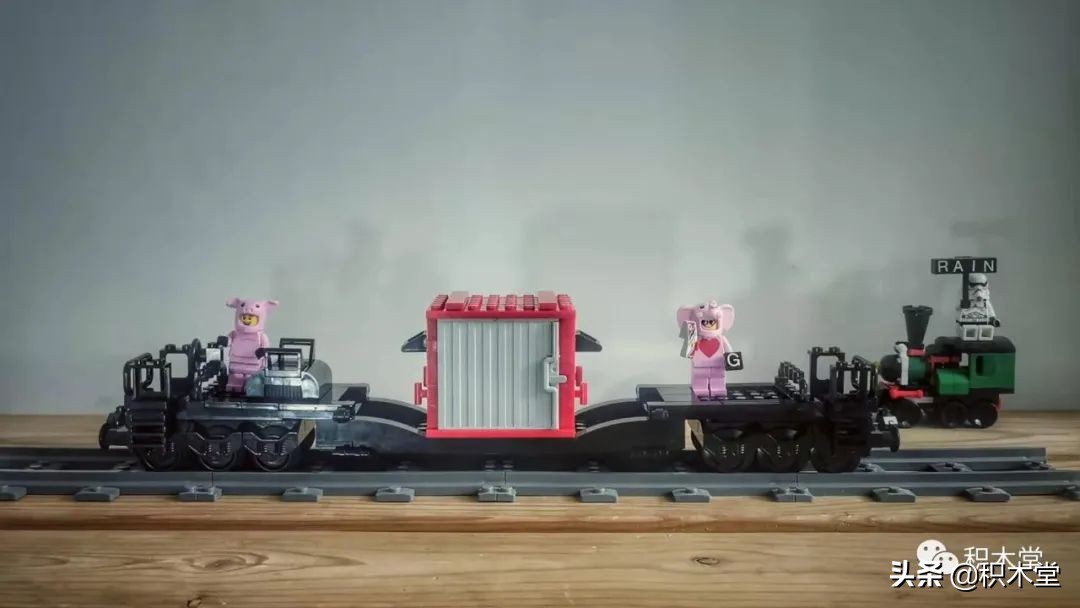 乐*官高**方套内moc最多的一款10183