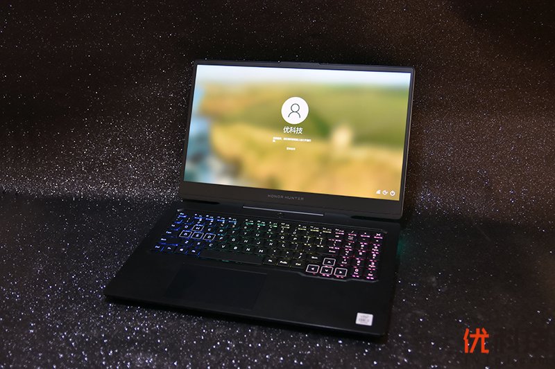 荣耀猎人v700风谷式散热,荣耀猎人游戏本v700i5款测评