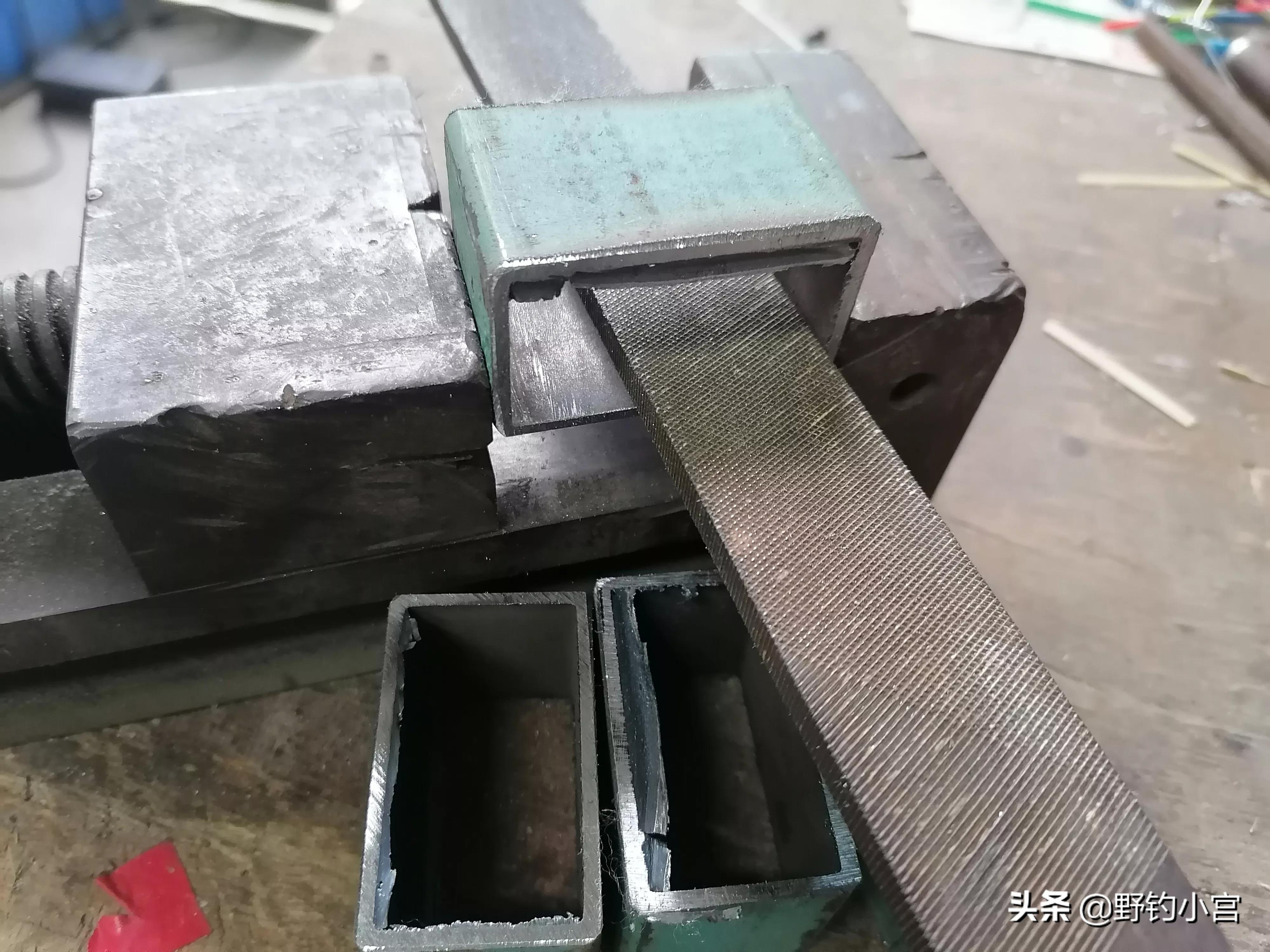 钓友自己设计的钓箱,别人自己制作钓鱼钓箱