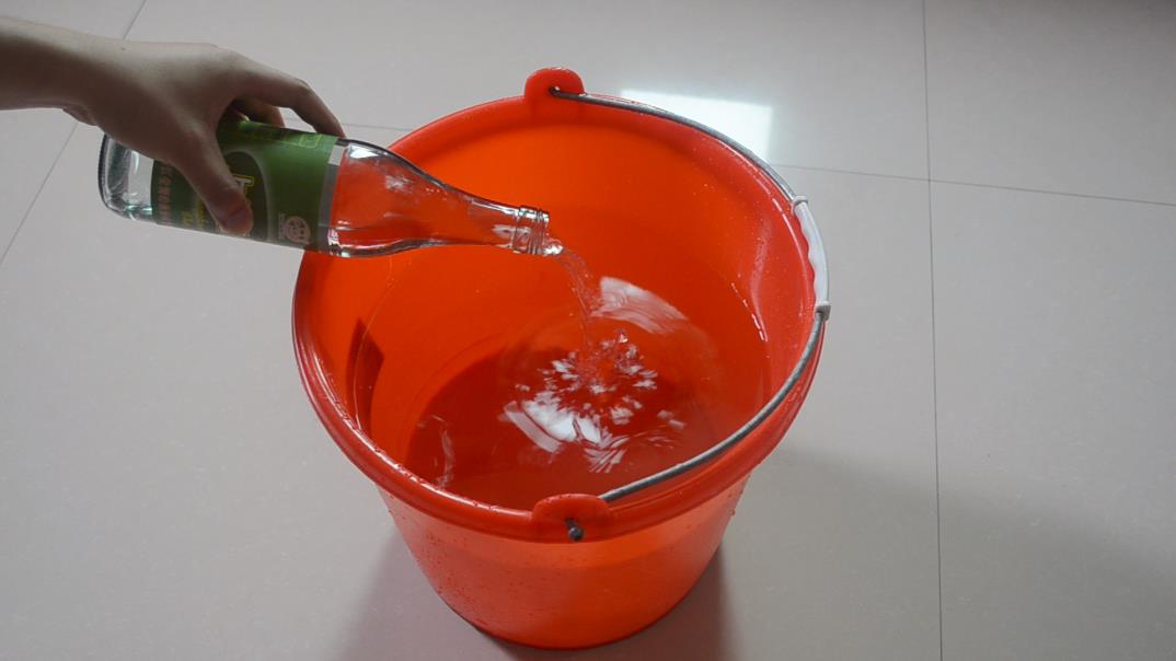 新风空调和一般空调怎么清洗,空调清洗师傅清洗空调要哪些工具